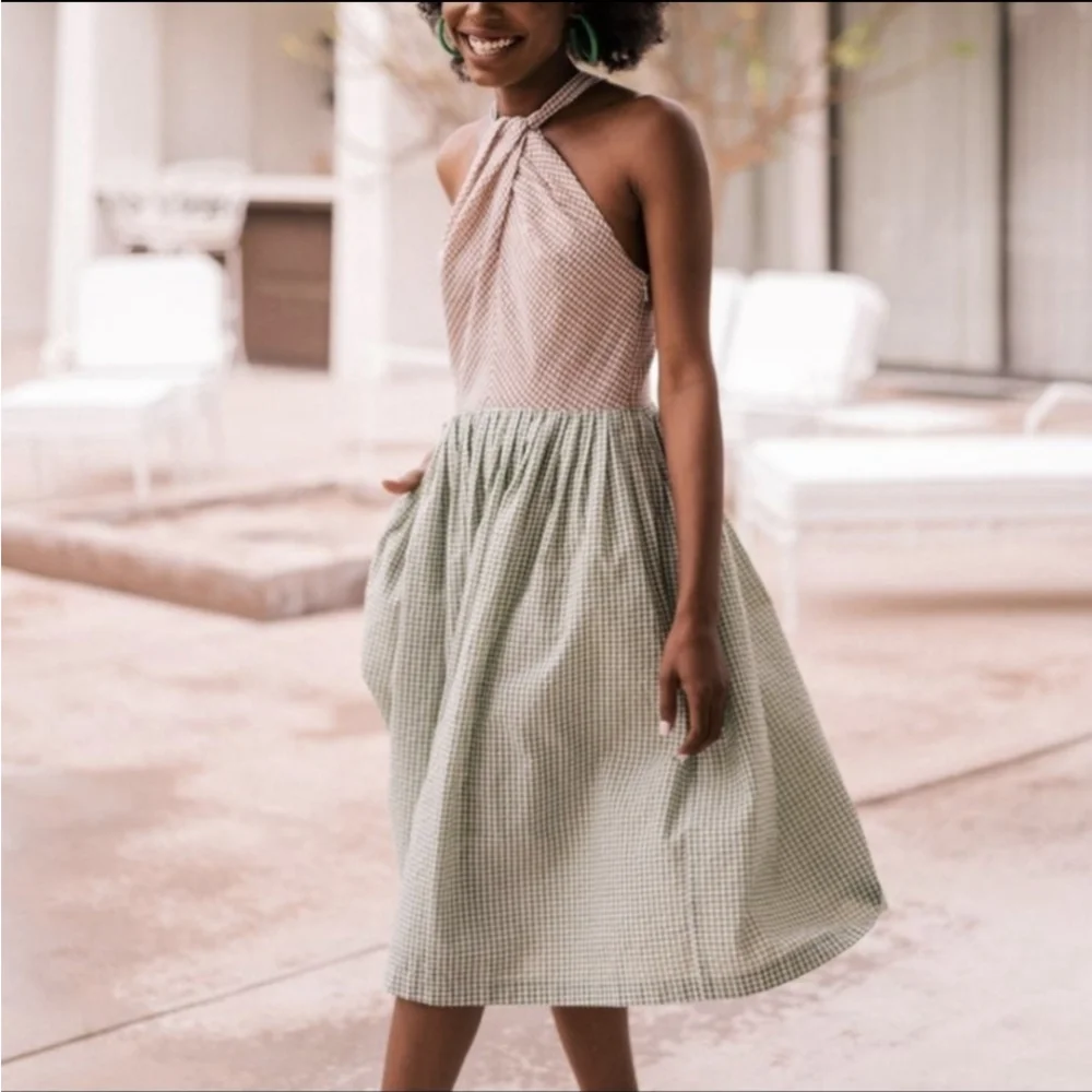 GAL MEETS GLAM Alma Two- Color Gingham Halter Neck Dress 20 - Picture 3 of 15